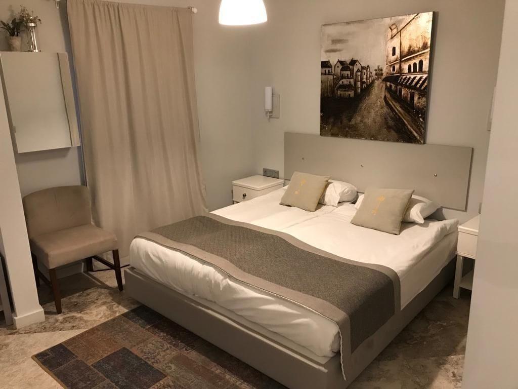 Delight Deluxe Hotel&spa Hotel