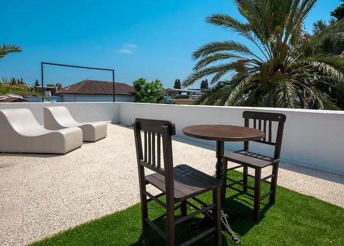 Delight Deluxe Hotel & Spa