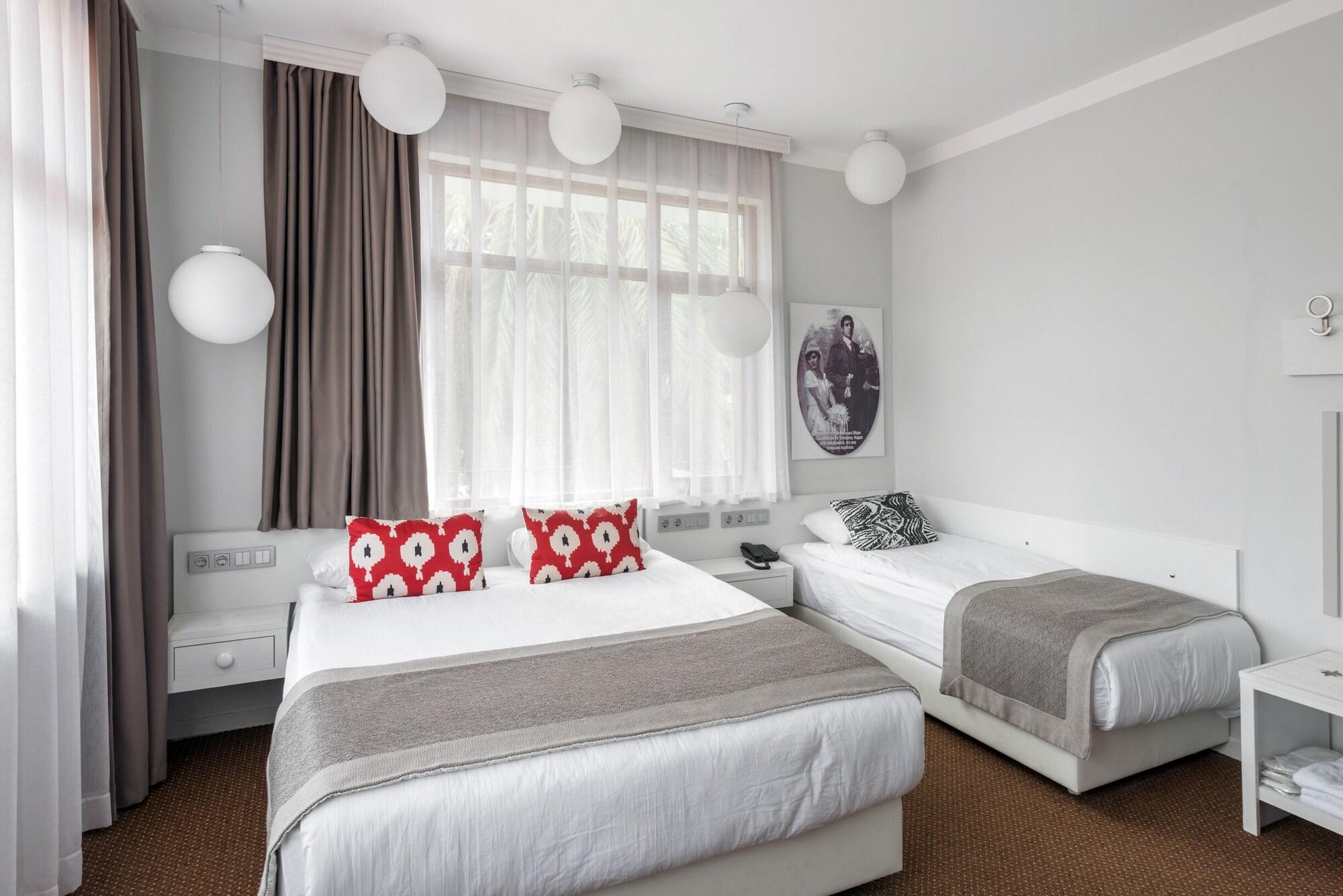 Delight Deluxe Hotel&spa Hotel 2*